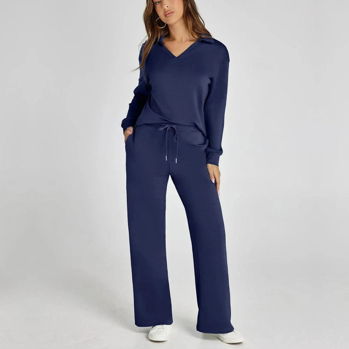 Eline | Luksusowy Zestaw Odzieży Domowej z Przytulnymi Spodniami i Dekoltem w Serek Loungewear Set Warschau Fashion Granatowy XS