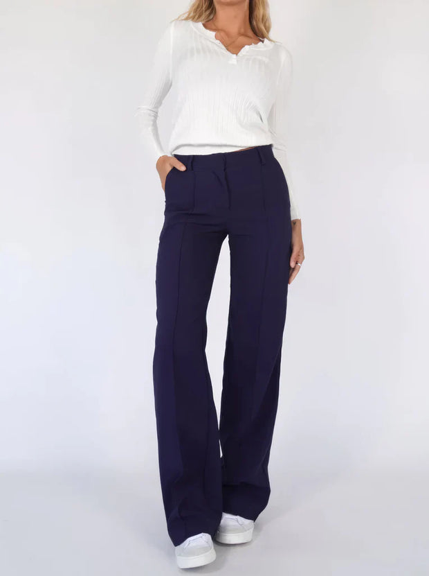 Vera – Elegancka Damska Spodnia FormFit broeken dames Warschau Fashion Granatowy Xs