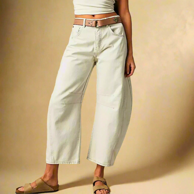 Cropped Jean z Detalami na Kolanach i Zapięciem na Guzik w Talii broek WarschauFashion