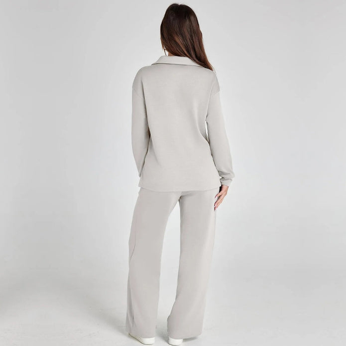 Eline | Luksusowy Zestaw Odzieży Domowej z Przytulnymi Spodniami i Dekoltem w Serek Loungewear Set Warschau Fashion