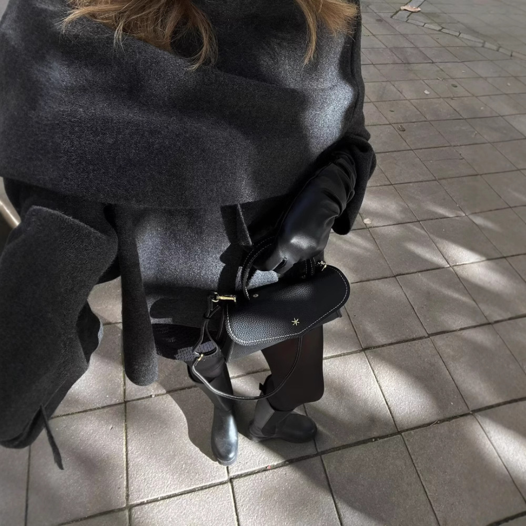 Doriane: Elegancki, nowoczesny model damski z miękkiego materiału Warschau Fashion