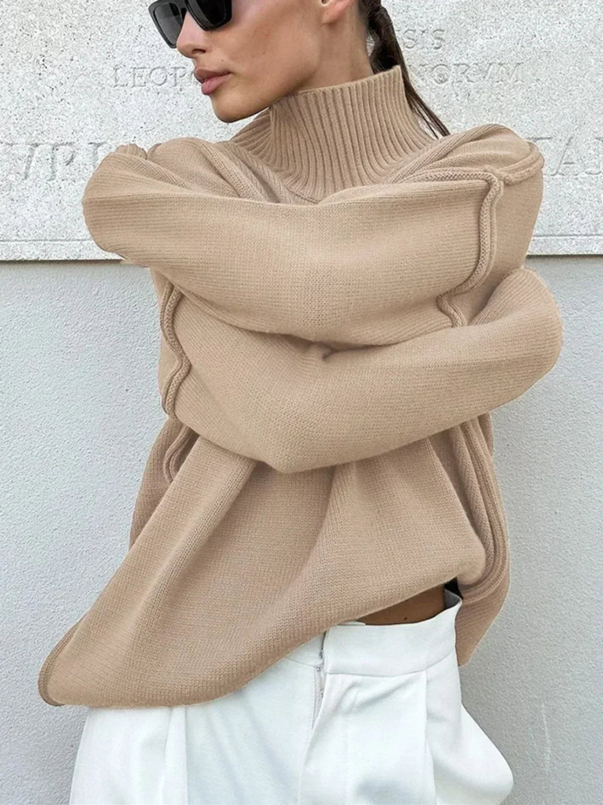 Chloe | Delikatny sweter