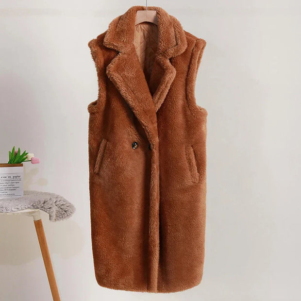 Bezramienny ciepły płaszcz damski Teddy Women Coat Warschau Fashion Kamel S