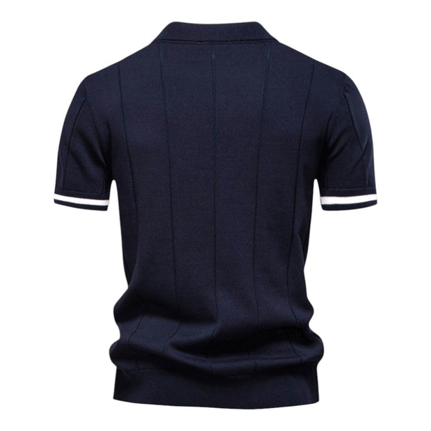 "Klasyczna męska koszulka polo" can be rewritten as "Męska koszulka polo w klasycznym stylu". Men Polo Shirts Warschau Fashion