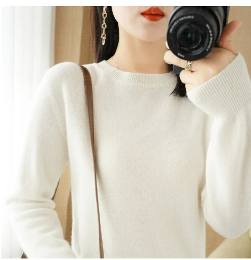 Agneser | Damski sweter z okrągłym dekoltem na zimę Women Sweaters Warschau Fashion Biały M
