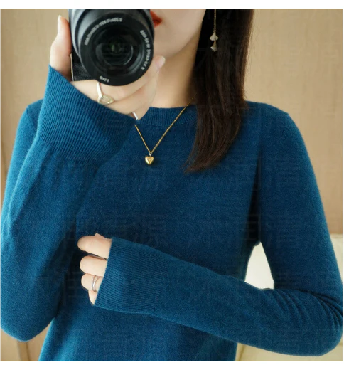 Agneser | Damski sweter z okrągłym dekoltem na zimę Women Sweaters Warschau Fashion Ciemnoniebieski M