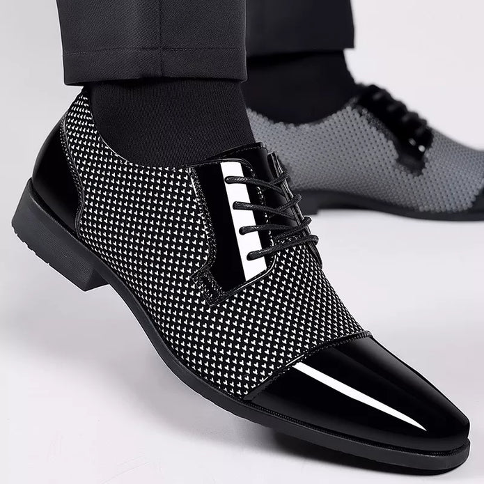 Stylowe męskie skórzane buty ozdobione kryształkami