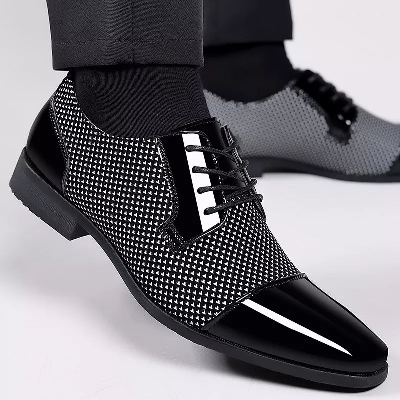 Stylowe męskie skórzane buty ozdobione kryształkami