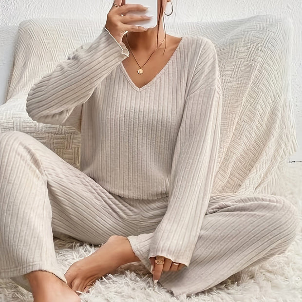 Swobodny Komplet Piżamy dla Pań "KosyComfort" z V-Dekoltem i Długimi Rękawami na Jesień/Zimę Warschau Fashion Morela S