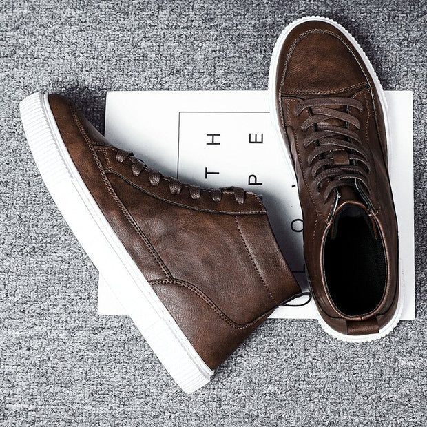 Sznurowane buty męskie