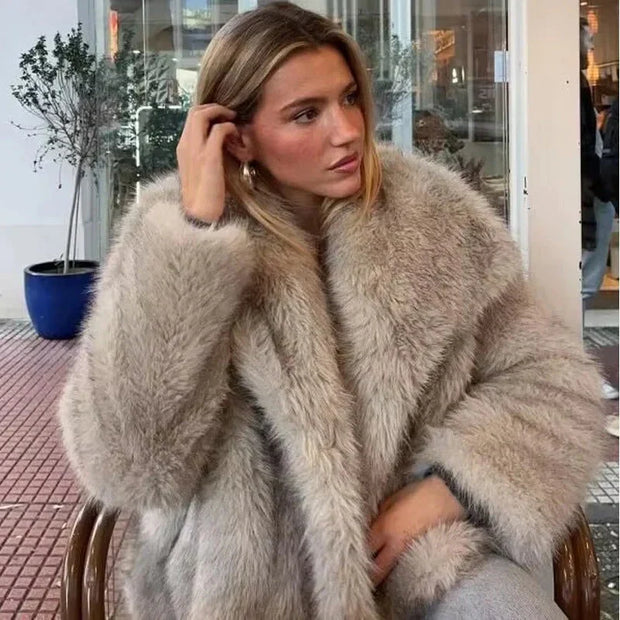 Maja | Damski płaszcz zimowy CozyFur Warschau Fashion Beżowy M