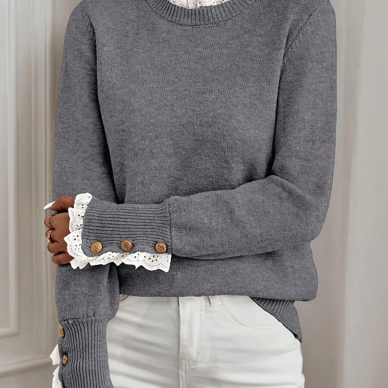 Sophie | Elegancki sweter damski z koronkowym detalem i okrągłym dekoltem Warschau Fashion